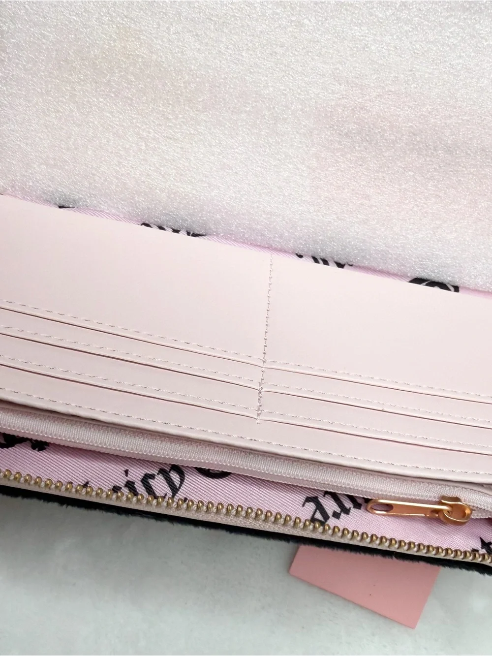 NWT Juicy Couture Black Velour Quilted Zip Wallet Y2K